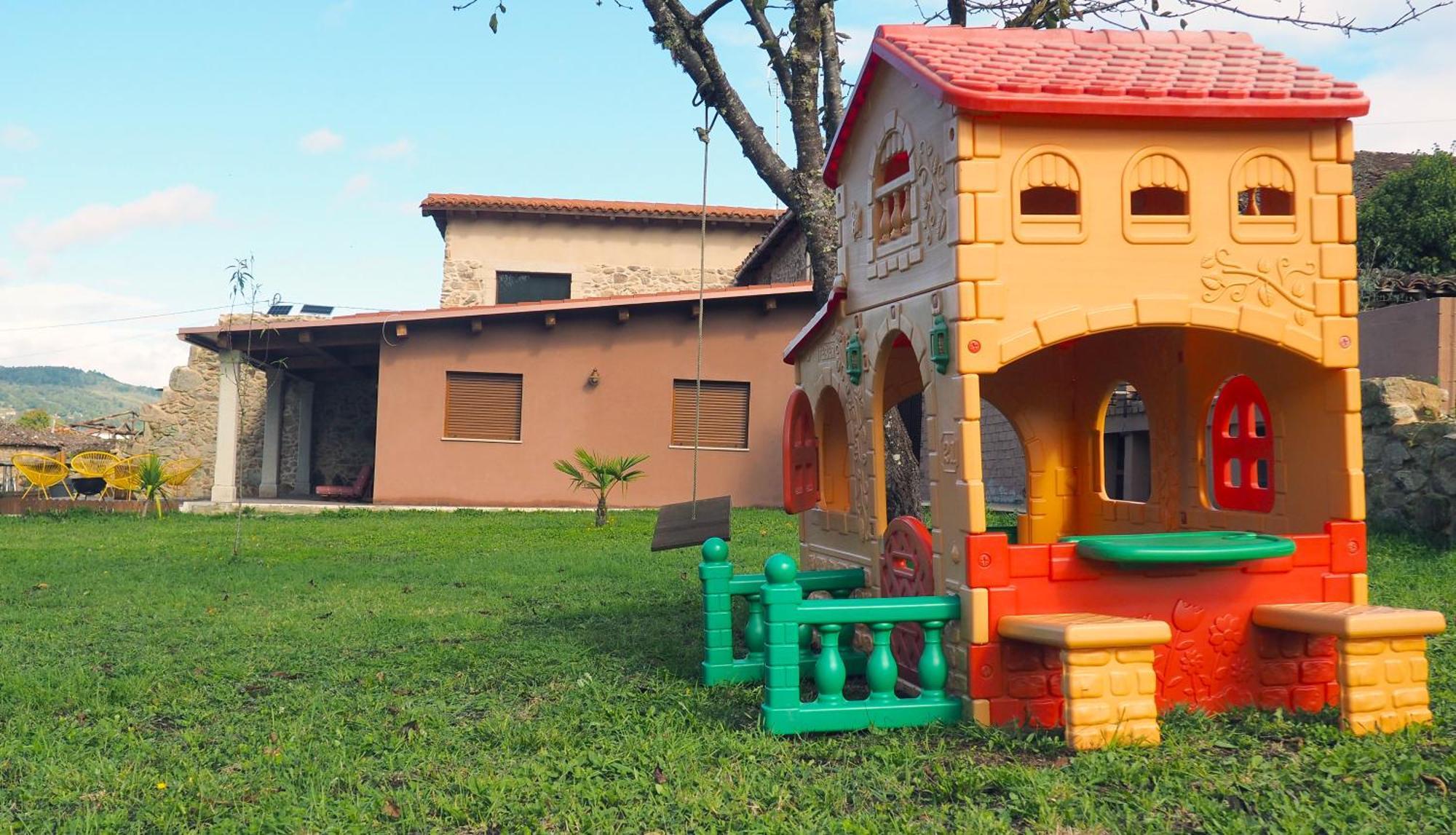 Apartamentos Muralla Sacra Sober Ngoại thất bức ảnh